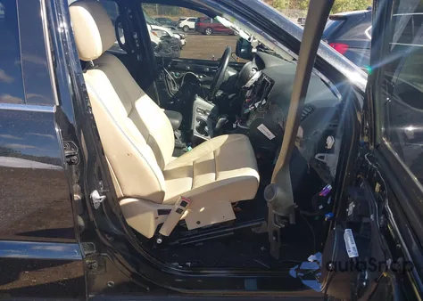 2020 Jeep Grand Cherokee Limited 4X4 z USA, uszkodzony, nr VIN 1C4RJFBG2LC243975